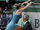 RYCHLE ZA MÁMOU. Rumunská tenistka Simona Halepová hned po vítzství na Roland...