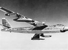 V roce 1956 zmizely v moi, spolu se strojem Boeing B-47 Stratojet (na snímku),...