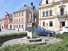 Pbh Masarykovy sochy v Hodkovicch nad Mohelkou kopruje zvraty novodobch...