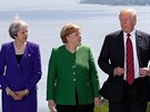 Donald Trump, Angela Merkelová a Theresa Mayová na summitu G7 (8. ervna 2018)