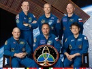 Posádka ISS, Expedice ISS 54/55: v dolní ad zleva: Scott Tingle, Anton...