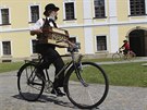 Stanislav a Marie Klíglovi si oblíbili historické bicykly. S hrací skíkou...