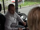 Vladan Martinovi ze Srbska ídí autobusy v Praze a blízkém okolí.