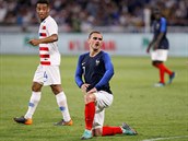 Francouzsk fotbalista Antoine Griezmann lituje nepromnn ance v ppravnm...