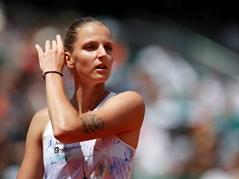 Karolna Plkov se s Roland Garros lou u ve tetm kole.