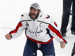 Poprvé v historii NHL se stalo, že tým vyhrál s ruským kapitánem. Dokázal to...