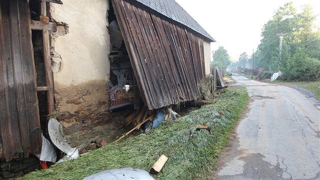 V Jest�eb� na Jihlavsku m�stn� obyvatele p�ekvapila velk� voda.
