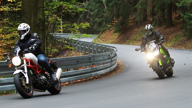 Speciální svodidla lépe chrání v případě nehody i motorkáře.