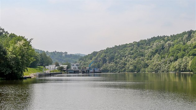Povodí Vltavy nechá vybagrovat dvoukilometrový úsek řeky pod vodním dílem Kořensko.