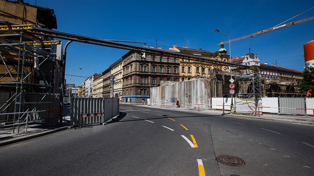 Pokraujc prce na Negrelliho viaduktu (Praha, 7. 6. 2018)