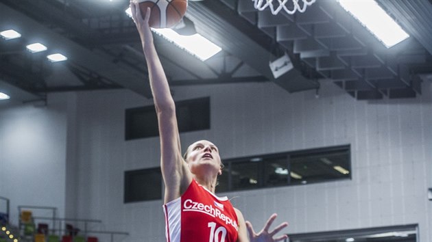 esk basketbalistka Dana Kulitov zakonuje na ko Chorvatska.