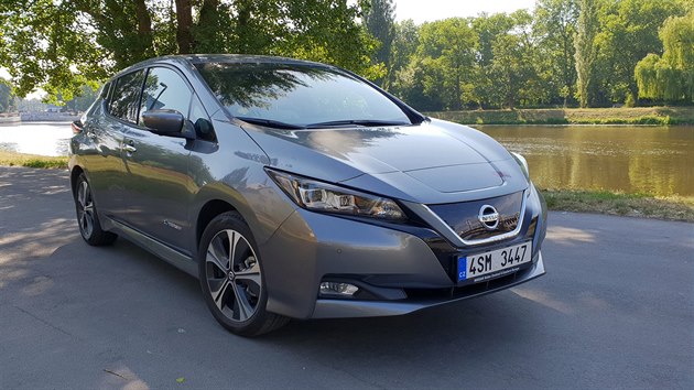 Nov Nissan Leaf