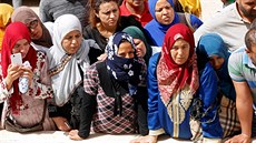 U beh Tuniska se potopila lo s migranty. Zemelo nejmén 68 lidí (4. ervna...