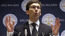 Vrchní státní zástupce státu Washington, Bob Ferguson, na tiskové konferenci v...
