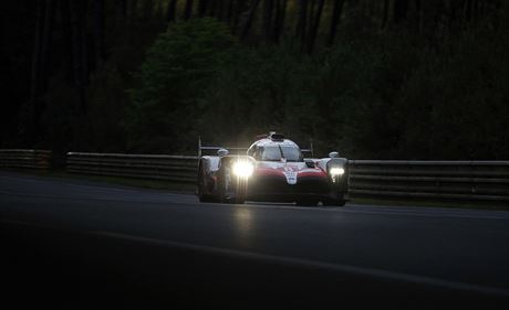 Vytrvalostní automobilový závod 24 hodin Le Mans, vítzná posádka ve soení:...