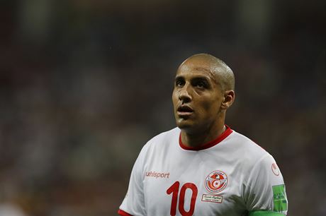 Tunisk fotbalista Vahb Chazr bhem utkn mistrovstv svta s Angli.