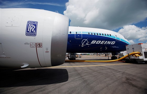 Jeden z motor Rolls Royce Trent 1000 na letadle Boeing 787 Dreamliner