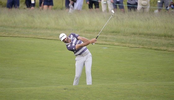 Americký golfista Dustin Johnson ve 3. kole US Open