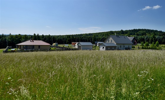 Obec Klíny se poslední dva roky i kvůli vzrůstajícímu počtu návštěvníků či chatařů potýkala v suchém létě s nedostatkem vody.