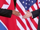 Donald Trump a Kim ong-un bhem historického setkání v Singapuru (12. ervna...