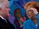 Nmecká kancléka Angela Merkelová a ministr vnitra Horst Seehofer (13. ervna...