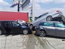 Hromadná nehoda zkomplikovala provoz na Praském okruhu (15.6.2018)