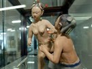 I tyto hlinné figurky z devatenáctého století meme vidt v anghajském muzeu...