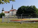 Veslask klub mus v Olomouci skladovat lod na louce