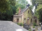 Historici se zasadili o opravu zchtral hbitovn kaple v Krsnm Bezn