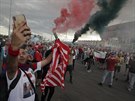 Marotí fanouci ped stadionem v Petrohradu. Maroko na nm zahájilo fotbalové...