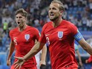 Anglický fotbalista Harry Kane bí oslavit vedoucí gól v utkání mistrovství...