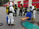 Brnntí hasii ze stanice Líe si tento týden vyzkoueli nácvik záchrany lidí...