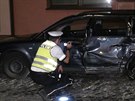 Osobn auto se srazilo s motocyklem v sobotu okolo pl devt veer u Daleic...