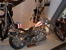Motocykl Harley-Davidson Captain America, na nm jezdil Peter Fonda ve filmu...