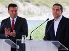 ecký premiér Alexis Tsipras s makedonským premiérem Zoranem Zaevem.
