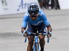 Nairo Quintana z Movistaru si jede pro vítzství v sedmé etap Kolem výcarska.