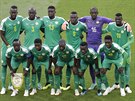 Senegaltí fotbalisté pózují fotografm ped zápasem proti Polsku.