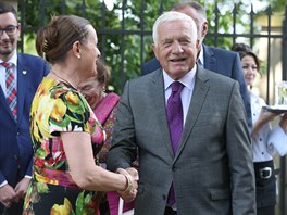 Václav Klaus s Alenou Vitáskovou, bývalou předsedkyní energetického regulačního...