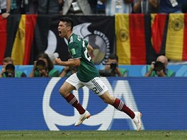 Hirving Lozano z Mexika slav branku do st Nmecka.