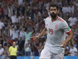 Útočník Diego Costa se raduje z gólu Španělska v utkání mistrovství světa s...