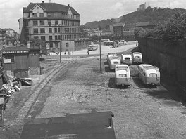 Autobusové nádraí Florenc v centru Prahy slaví 70. let od svého zaloení....