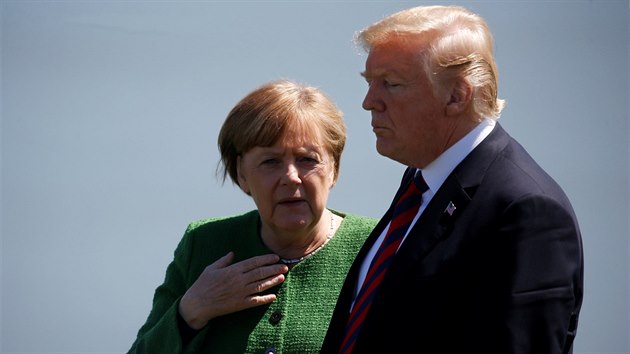 Angela Merkelov a Donald Trump na summitu G7 v Kanad (8. ervna 2018)