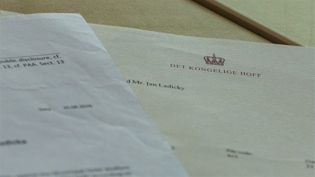 Dokumenty s reakcemi norskho krle Haralda V. a ministryn pro dti, rovnost a sociln zaleovn Solveig Horneov.