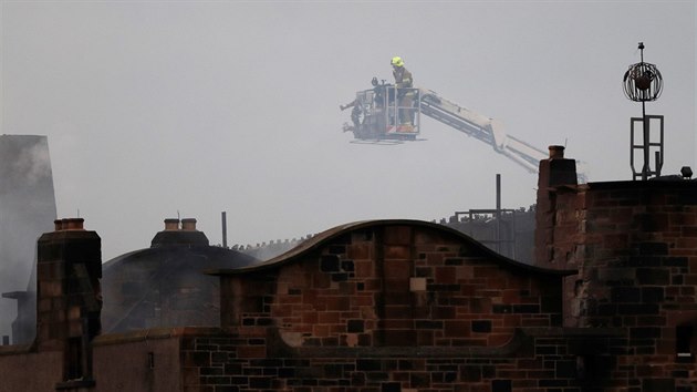 Požár historické budovy Mackintosh Building v centru skotského města Glasgow (15. června 2018)