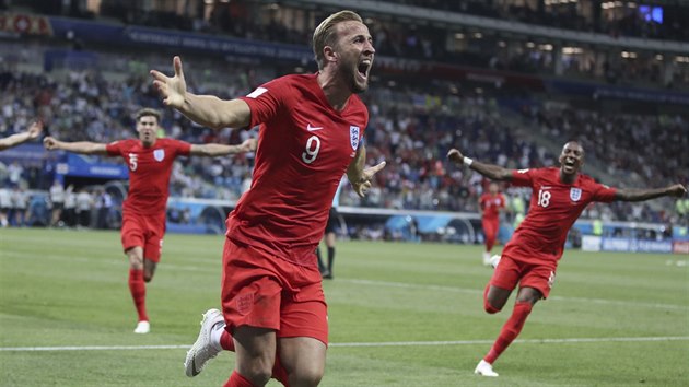 HURIKÁN. Kapitán anglických fotbalistů Harry Kane se raduje z gólu, kterým v utkání mistrovství světa rozhodl o výhře nad Tuniskem.