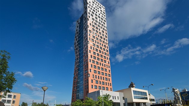 Nejvy budova eska AZ Tower m 111 metr. 