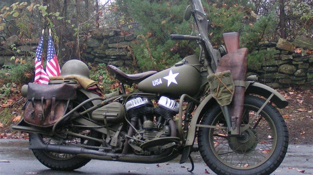 Motocykl Harley-Davidson WLA, který využívala americká armáda během 2. světové války
