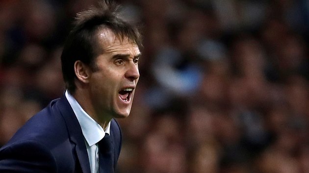 Julen Lopetegui, koue panlsk reprezentace byl den ped startem MS 2018 odvoln, protoe za zdy federace podepsal smlouvu s Realem.