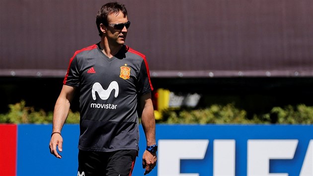 Julen Lopetegui na svm poslednm trninku v Krasnodaru v roli koue panlsk reprezentace.