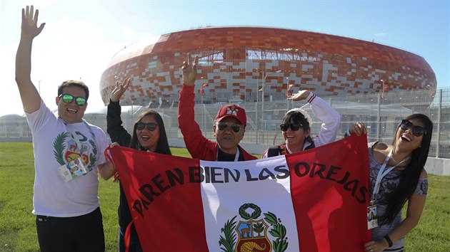 Peruánští fanoušci obsadili ruský Saransk.